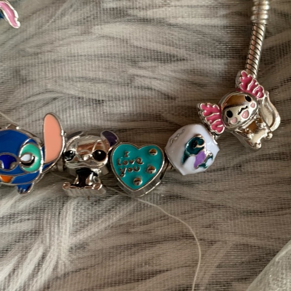 Pandora Heart Clasp Bracelet w/ 9 NEW Disney Lilo & Stitch Theme Charms - Picture 4 of 9